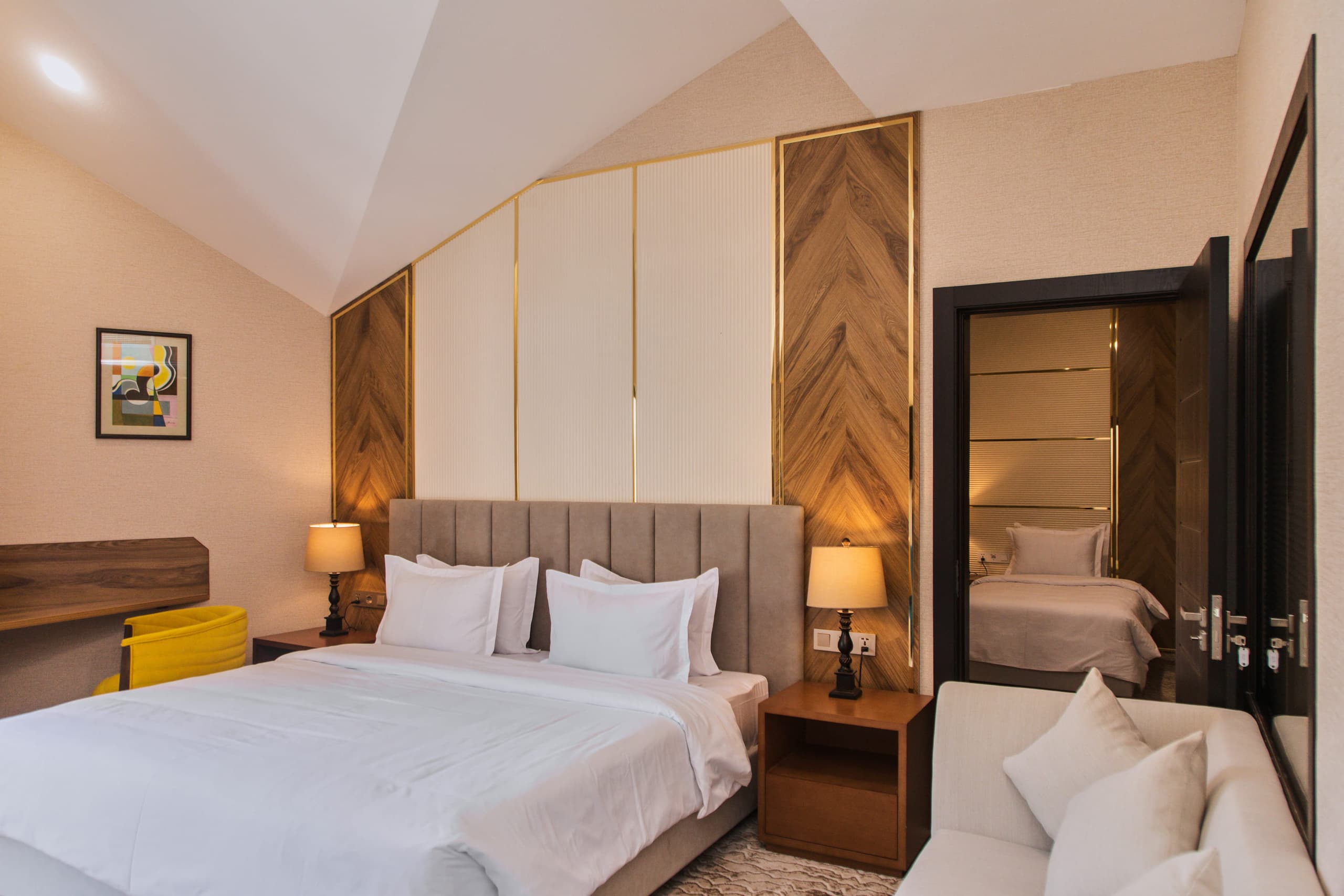 listing card gallery